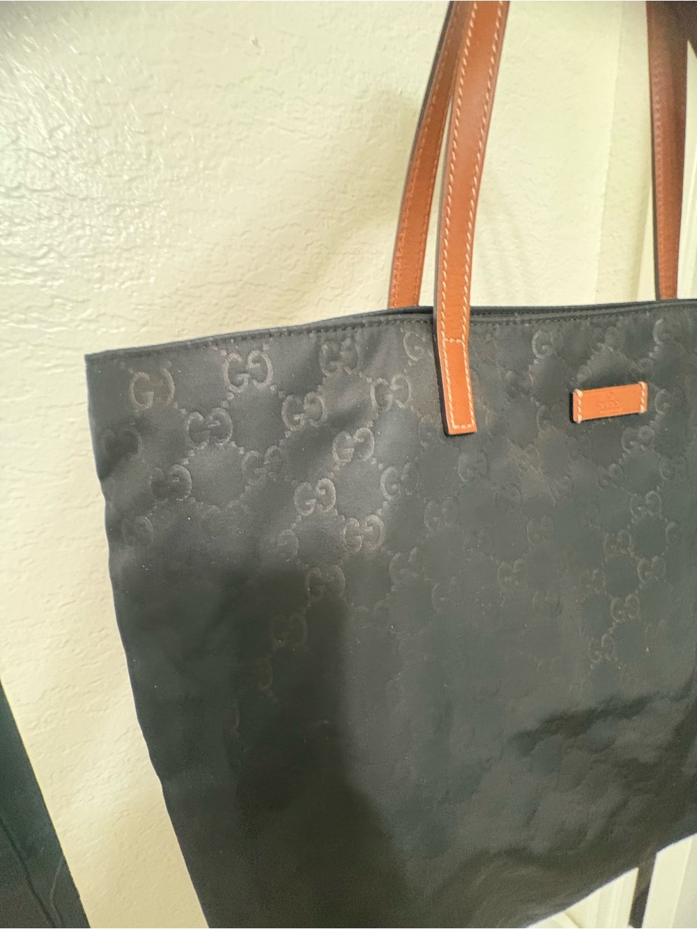 Auth Gucci Black Nylon Tote Bag Large Shoulder Bag Leather Trim 17x14 - Picture 2 of 13